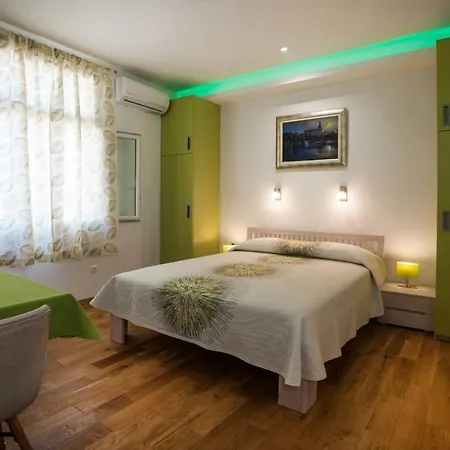 Green Place 2 Apartment